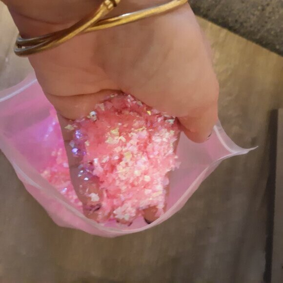 Pink Cellophane Iridescent Glitter Confetti Flakes - 30 Grams - Picture 3 of 6